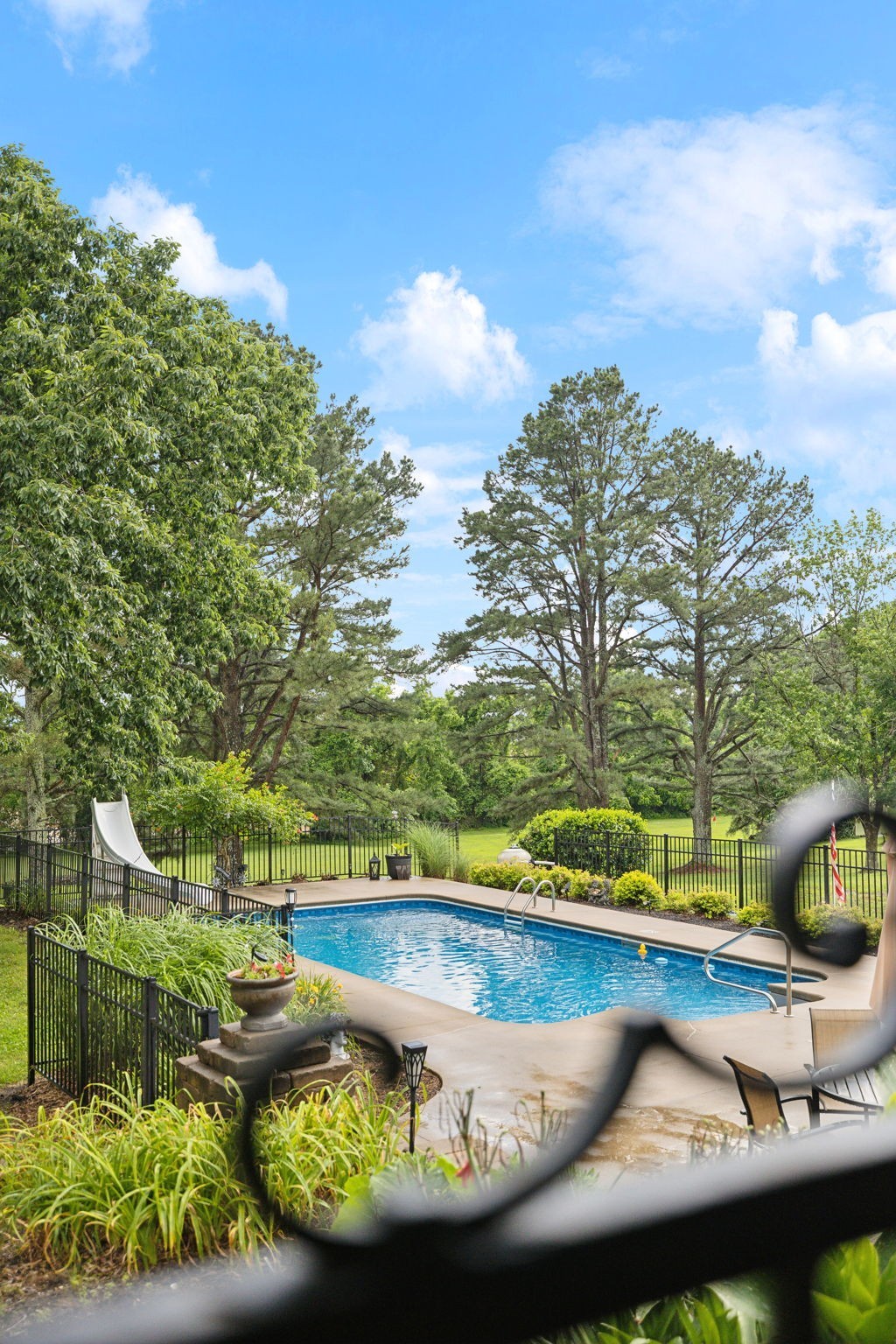 114 Bluegrass Pkwy