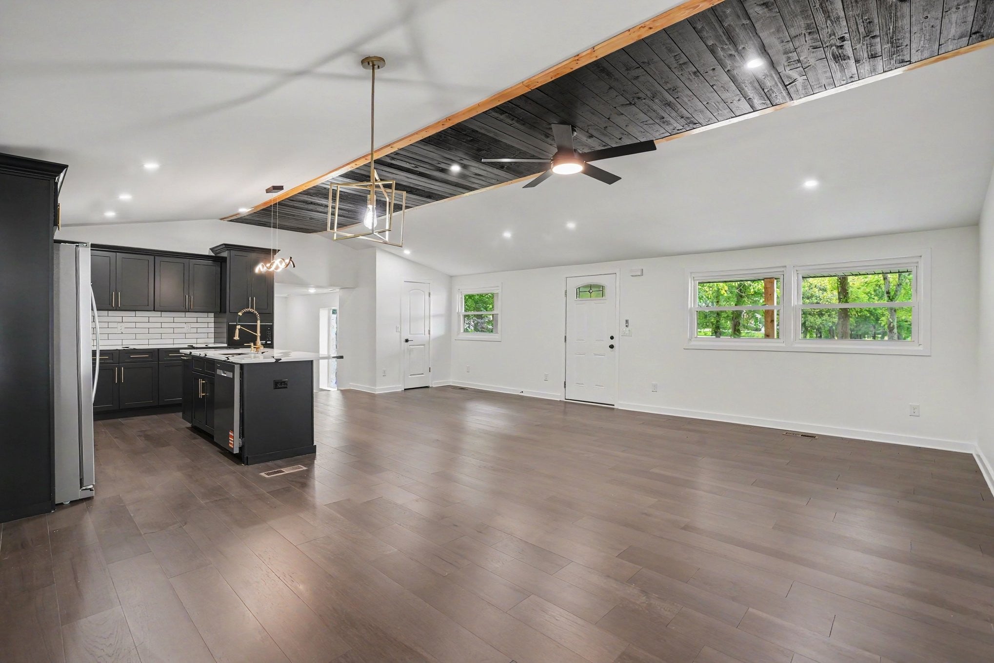 305 Martha Leeville Rd