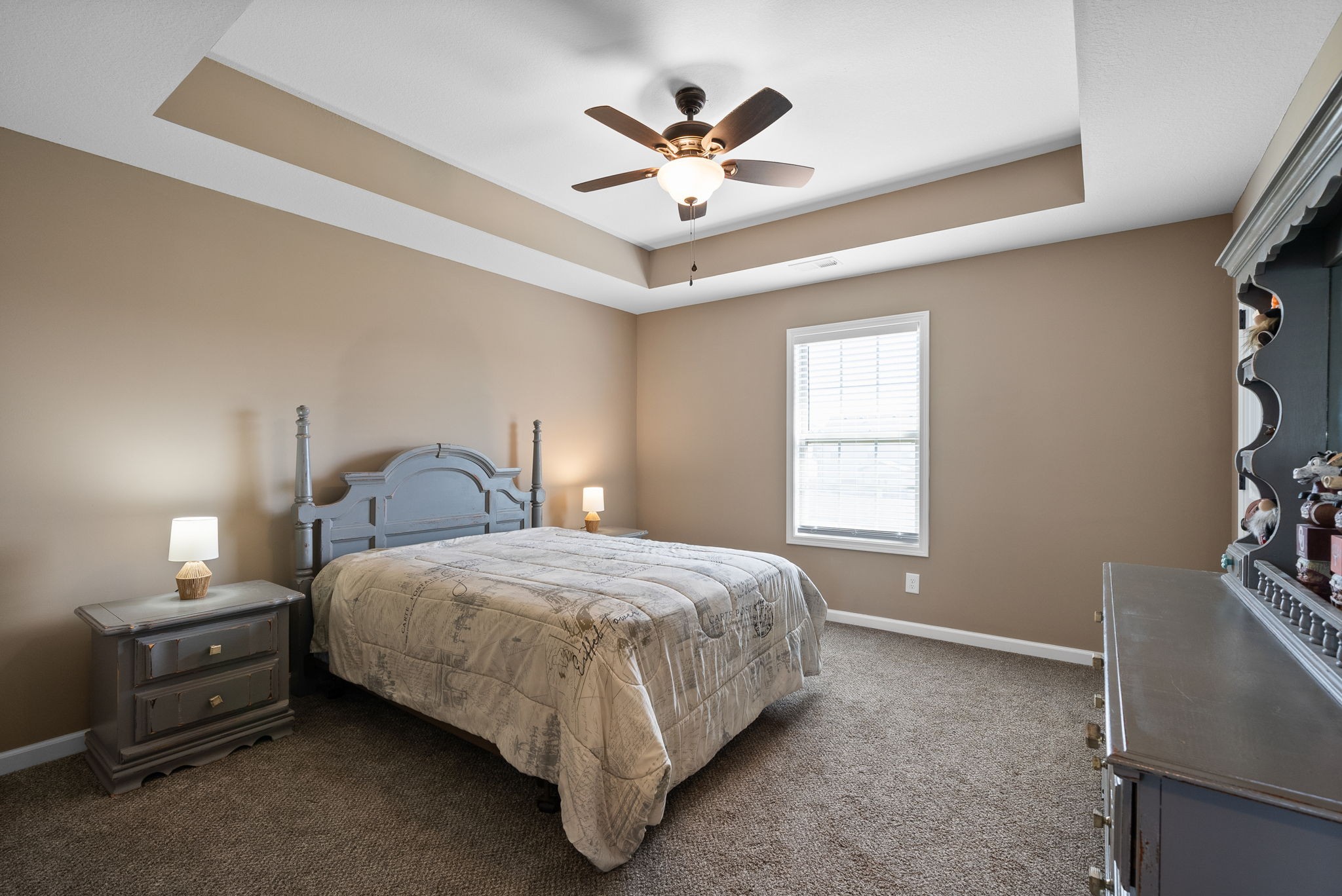 Clarksville, Tennessee 37040, United States, 5 Bedrooms Bedrooms, ,3 BathroomsBathrooms,Residential,Pending,98795