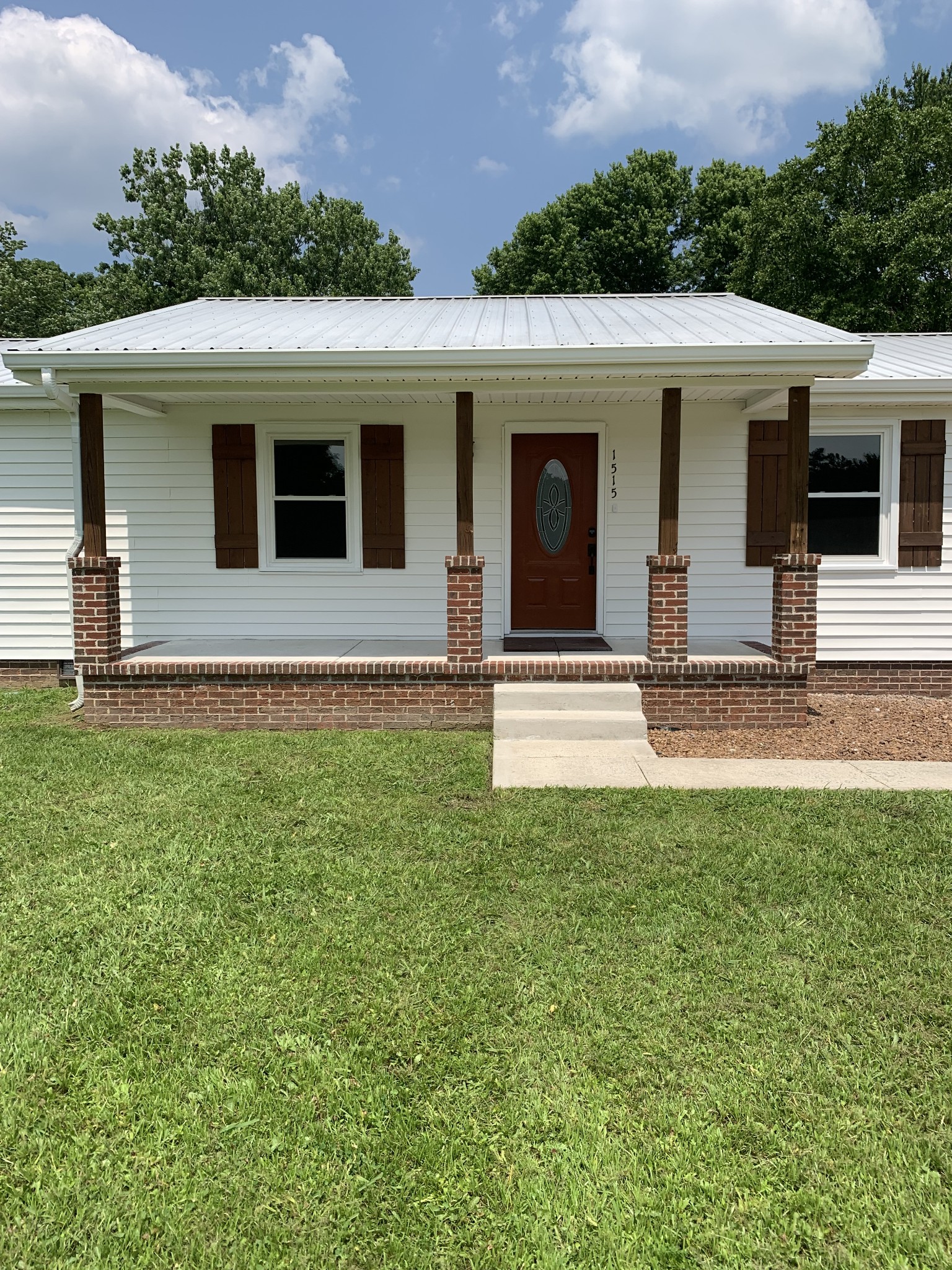 1515 Old Estill Springs Rd