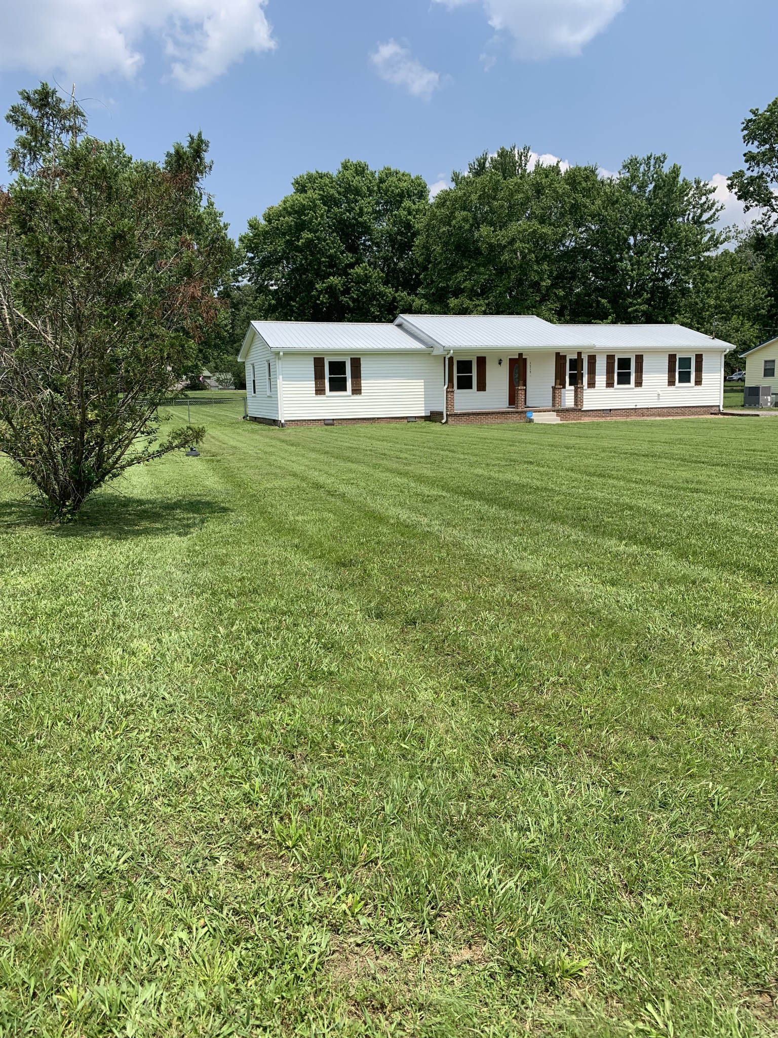 1515 Old Estill Springs Rd