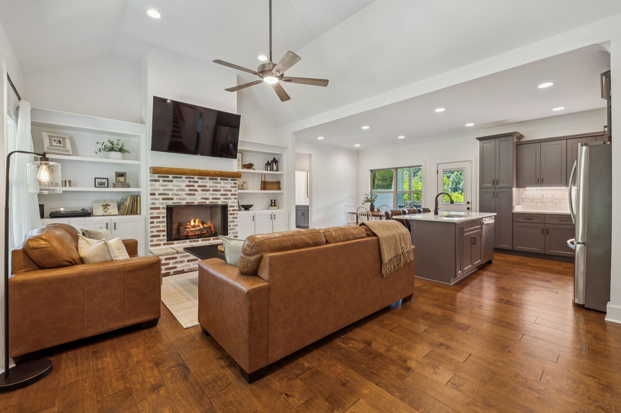 760 Johnson Hollow Rd