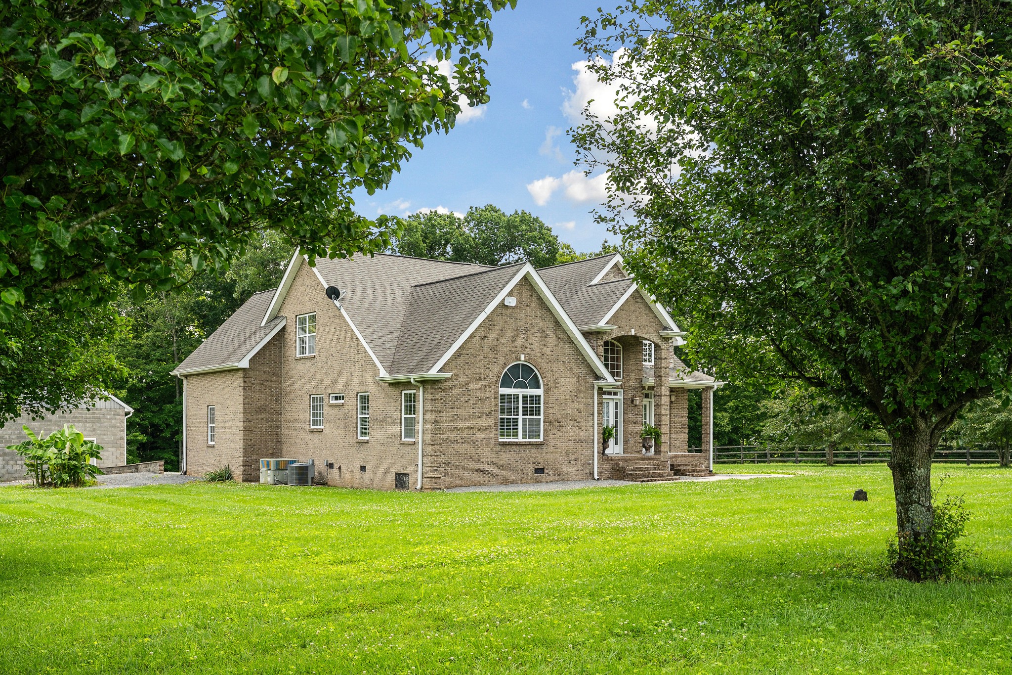 547 Martin Ridge Ln