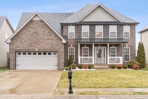 1121 Chinook Cir Clarksville TN 37042