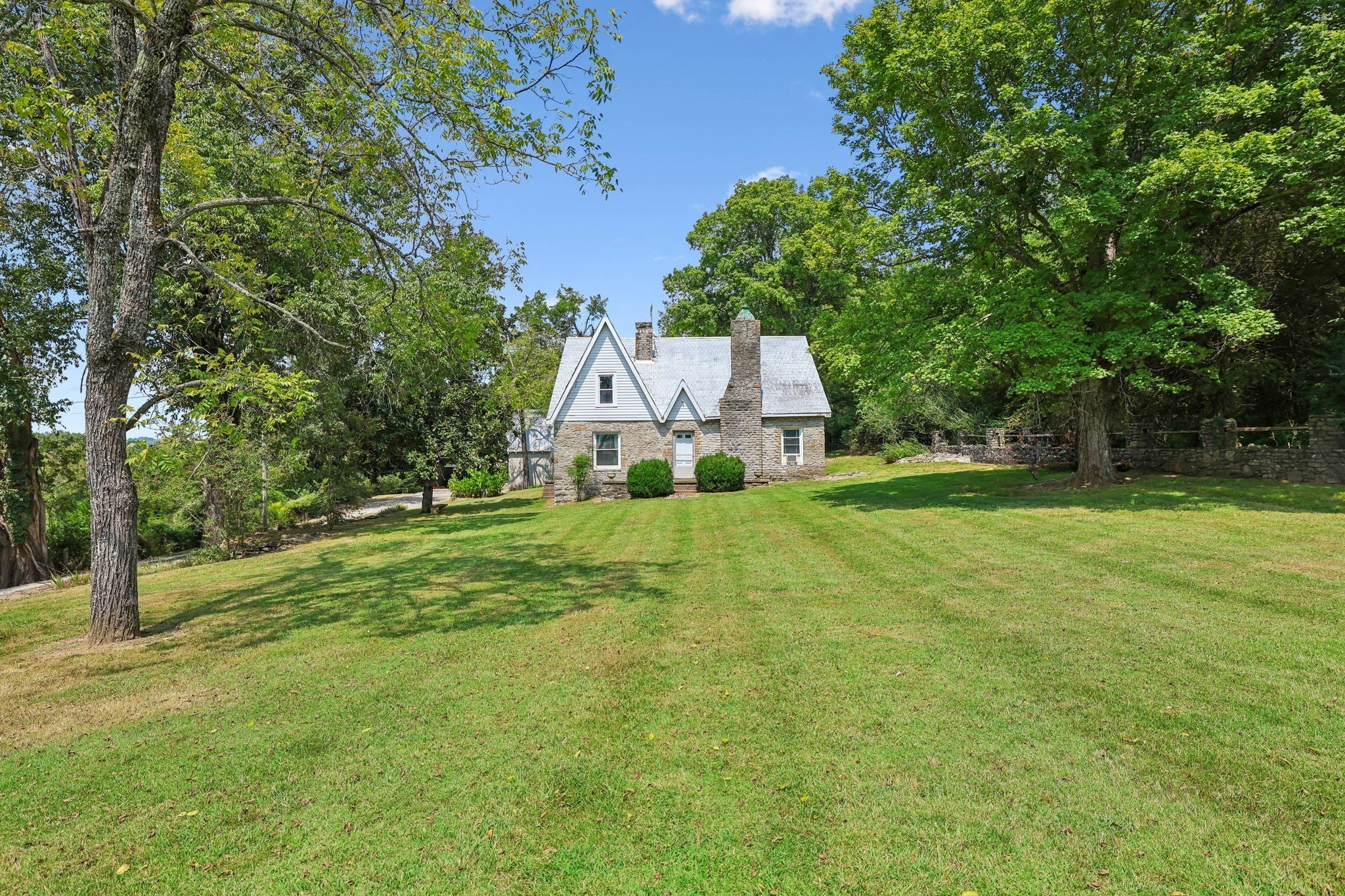 6410 Arno College Grove Rd