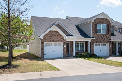 2115 Calydon Ct Murfreesboro TN 37128
