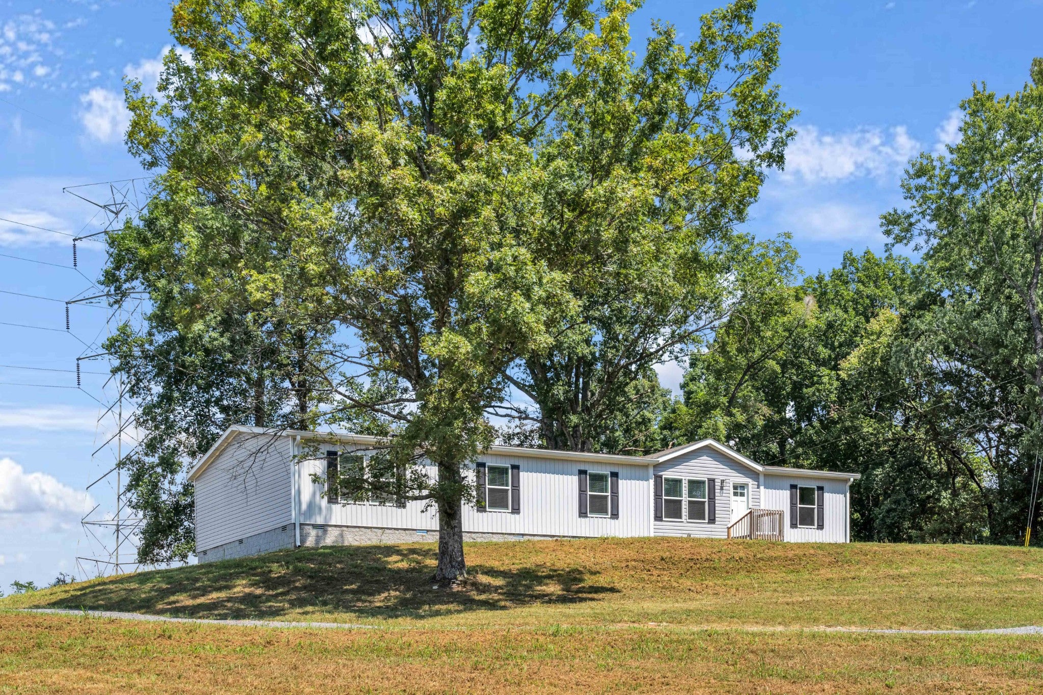 1104 Corum Hill Rd