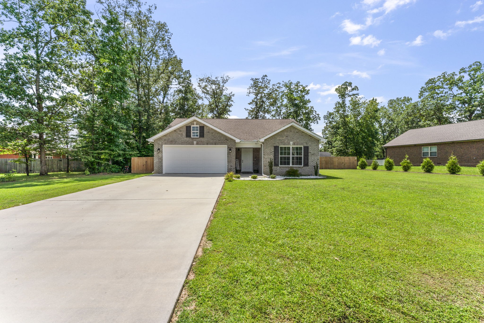 390 Oak Hollow Rd