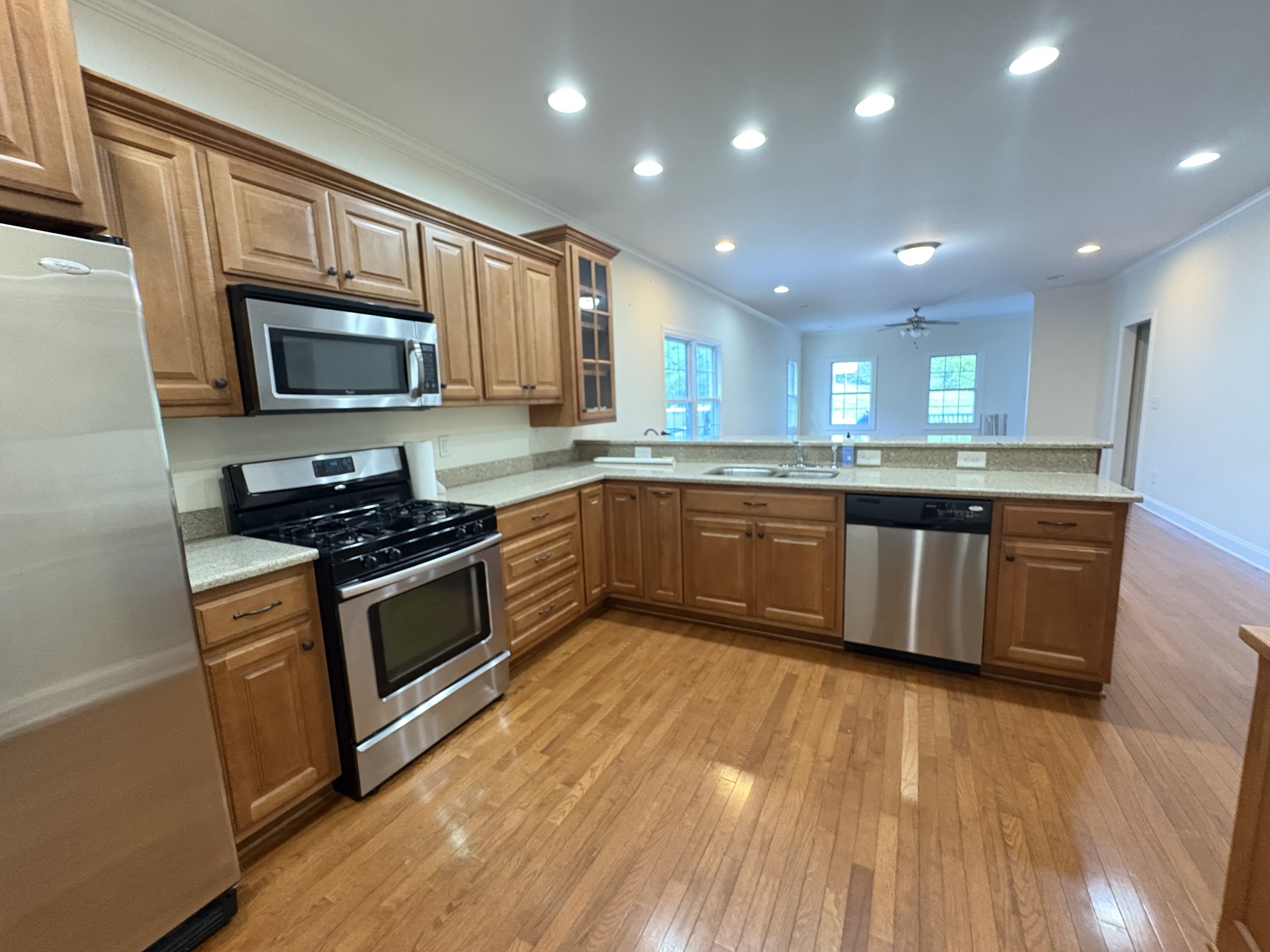 111 Reeds Ln