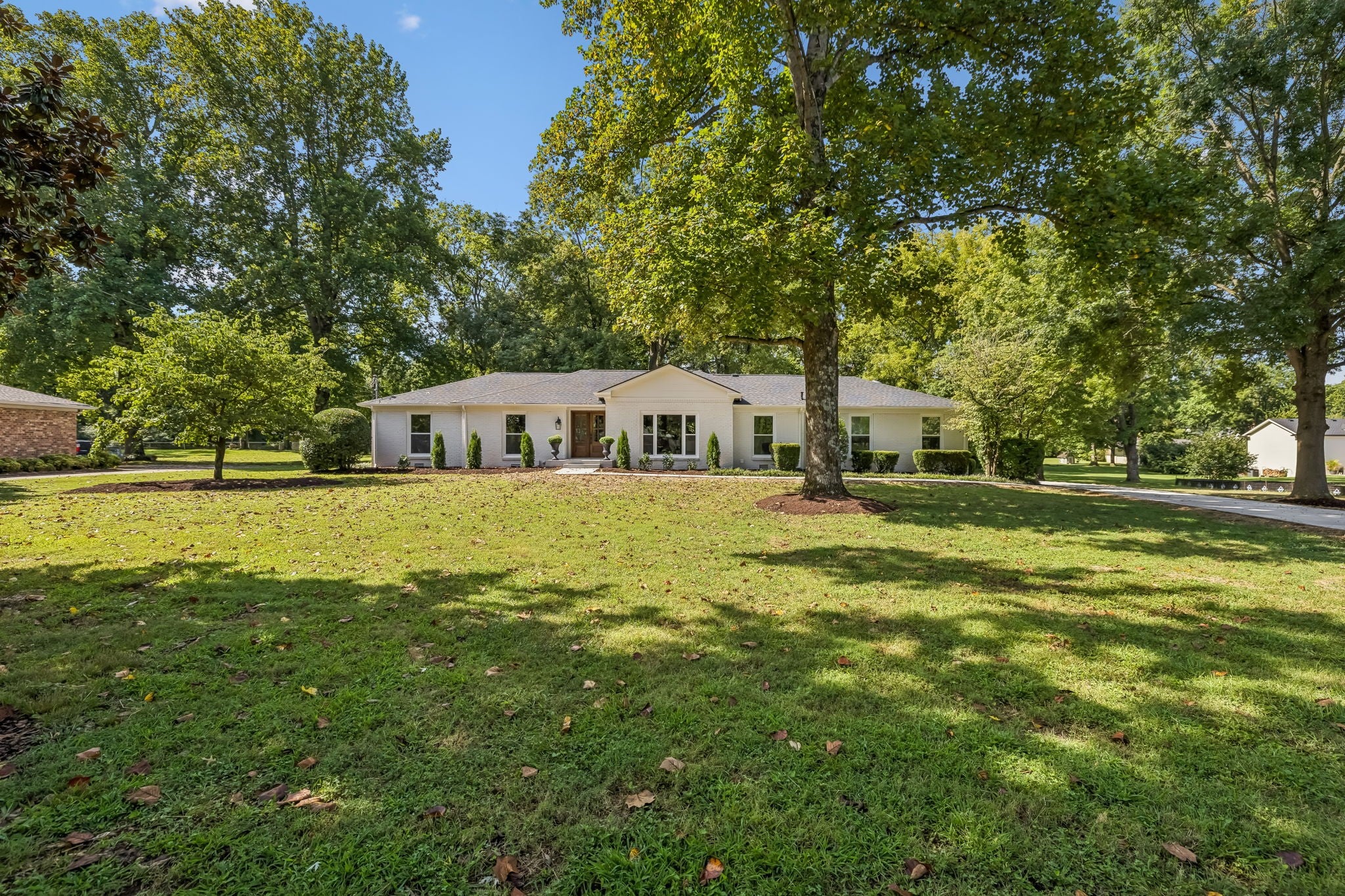8113 Warner Rd