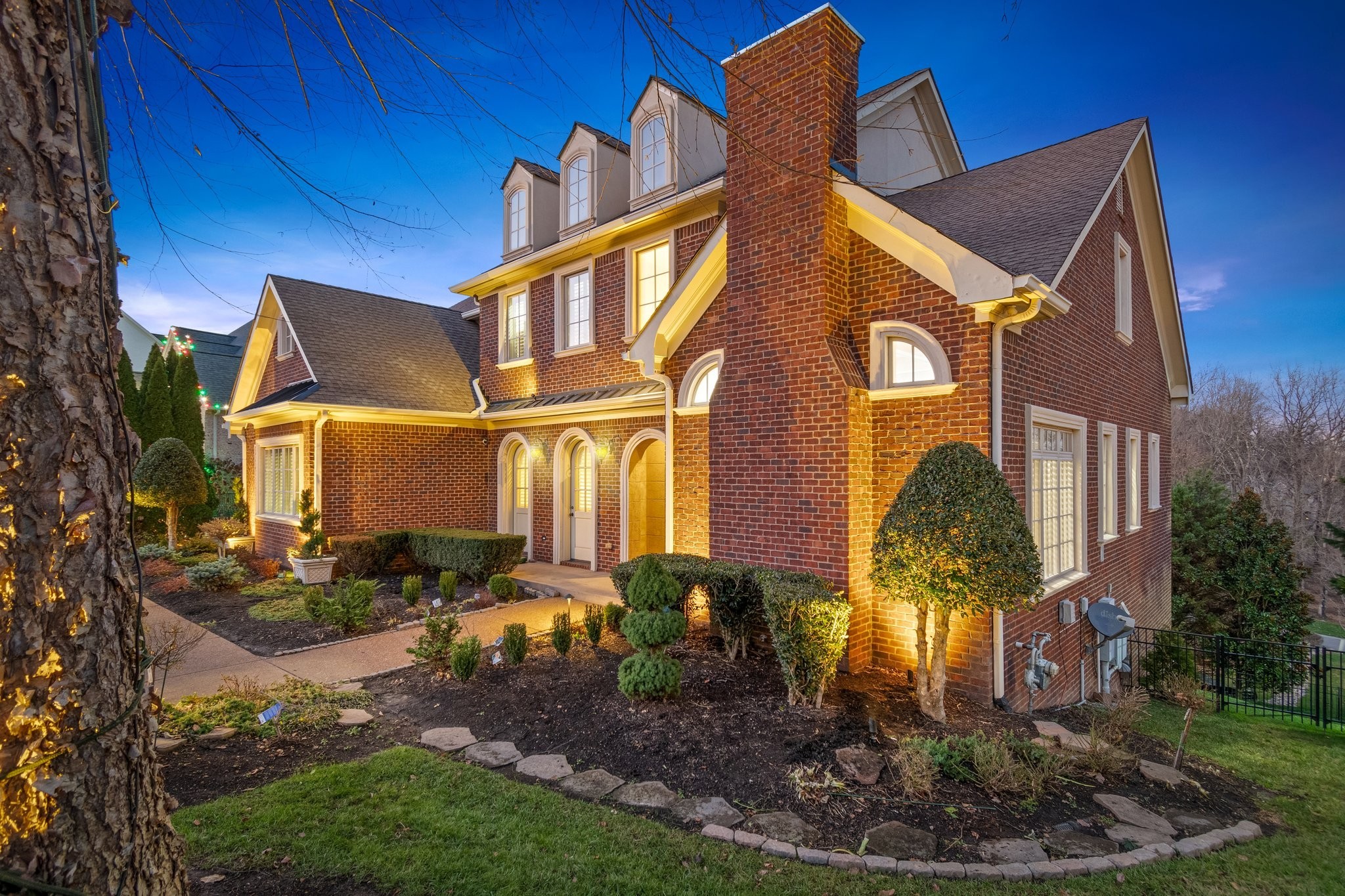 Brentwood, Tennessee 37027, United States, 5 Bedrooms Bedrooms, ,6 BathroomsBathrooms,Residential,Coming Soon,108121