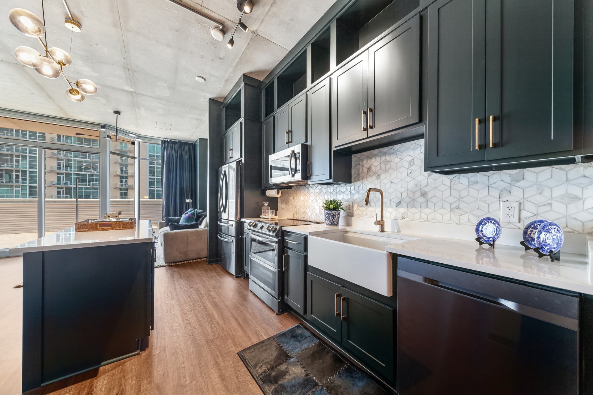 600 12th Ave S 902