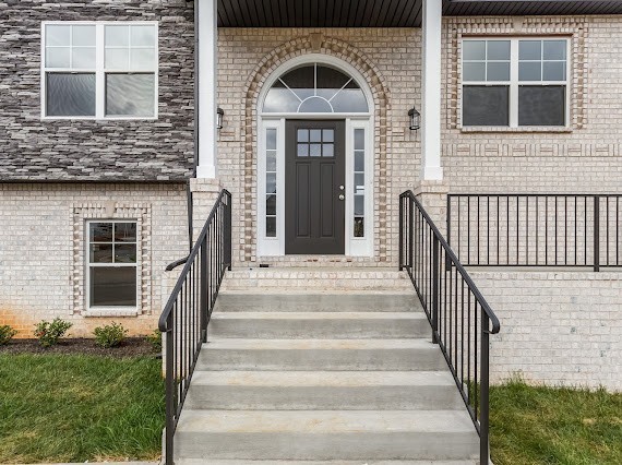 292 Cardinal Creek