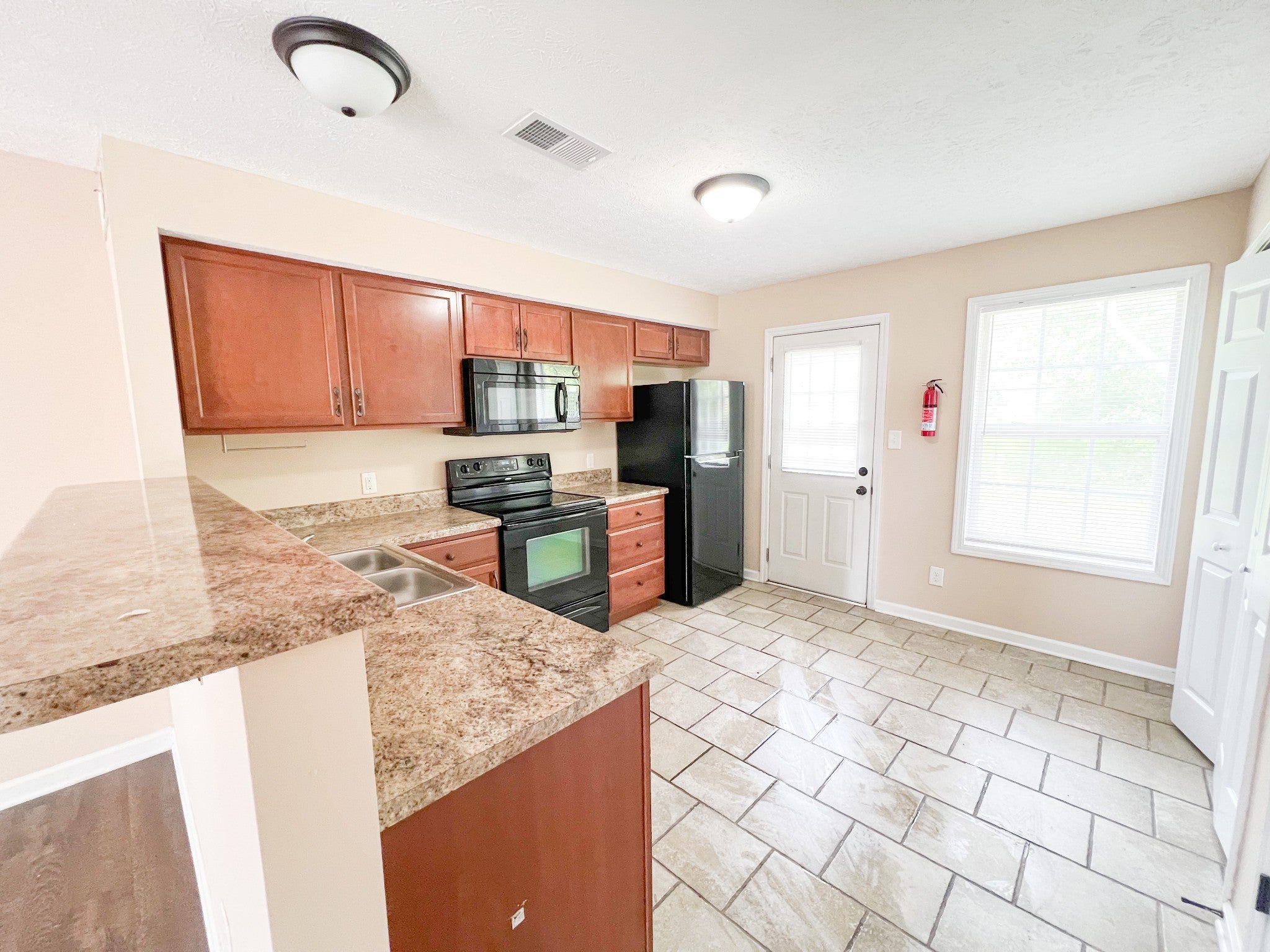 517 Patriot Park Ct F