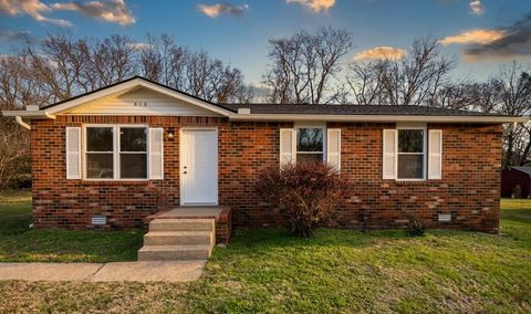 808 Hughes St Spring Hill TN 37174