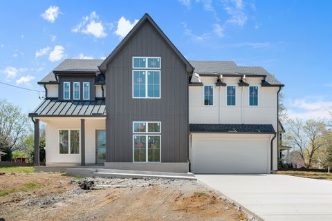 724 Newhall Dr Nashville TN 37206