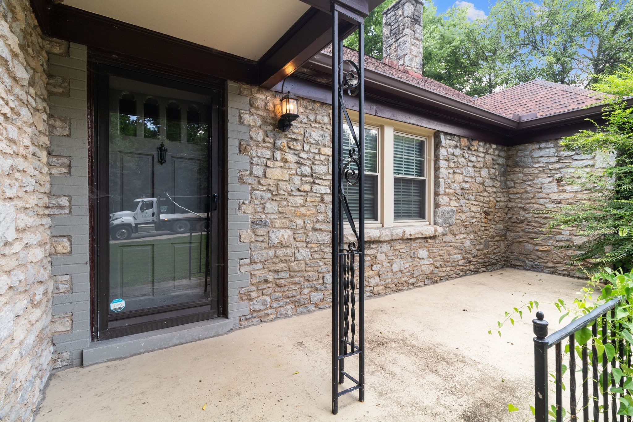 1005 Estes Rd