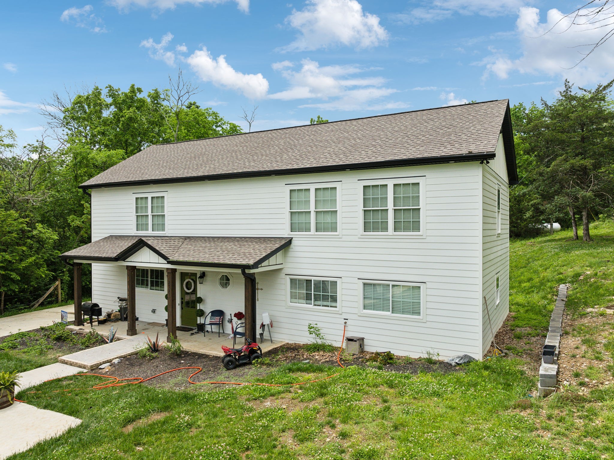 2731 Sanford Rd