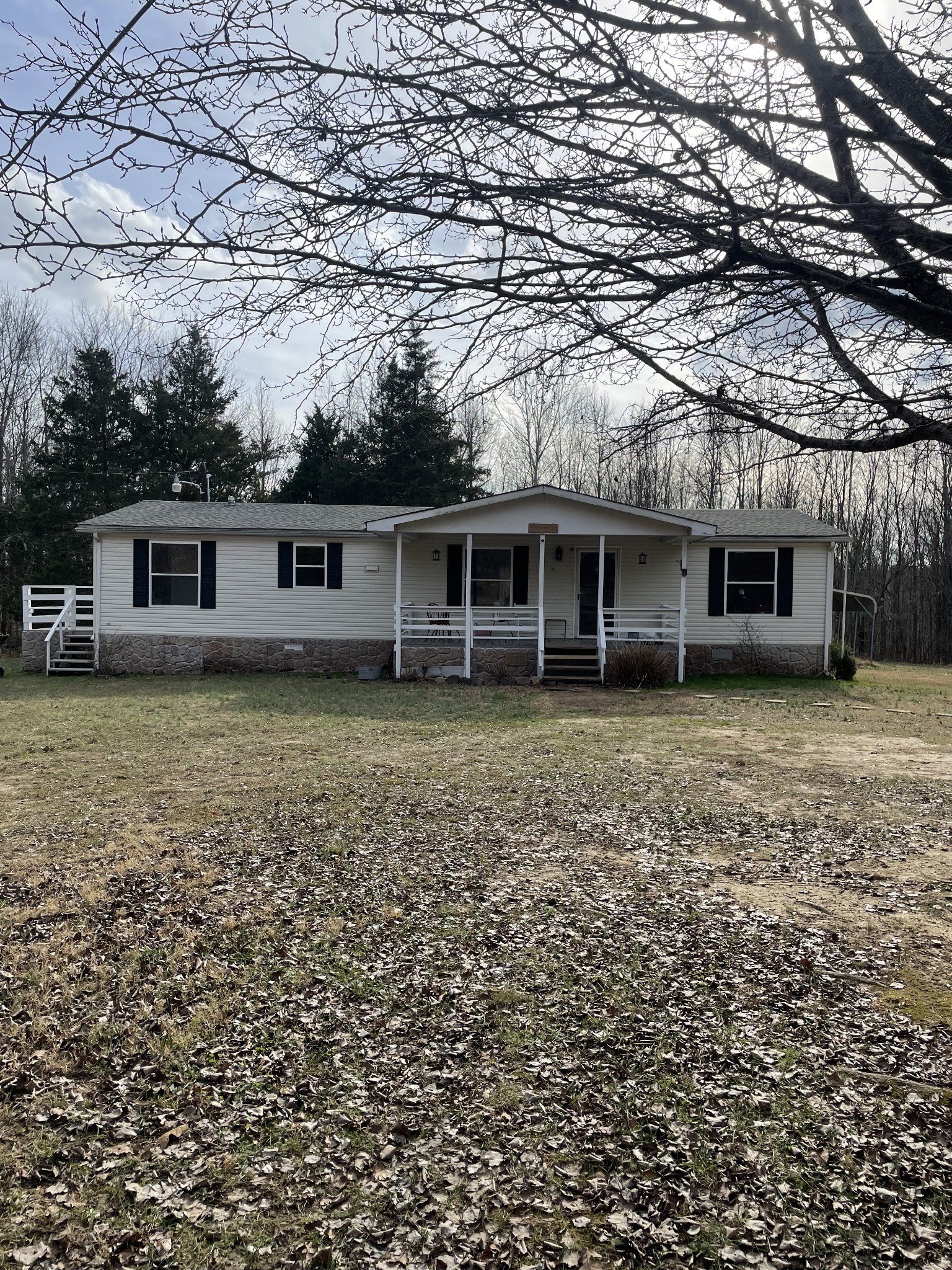 664 Old Dry Hollow Rd