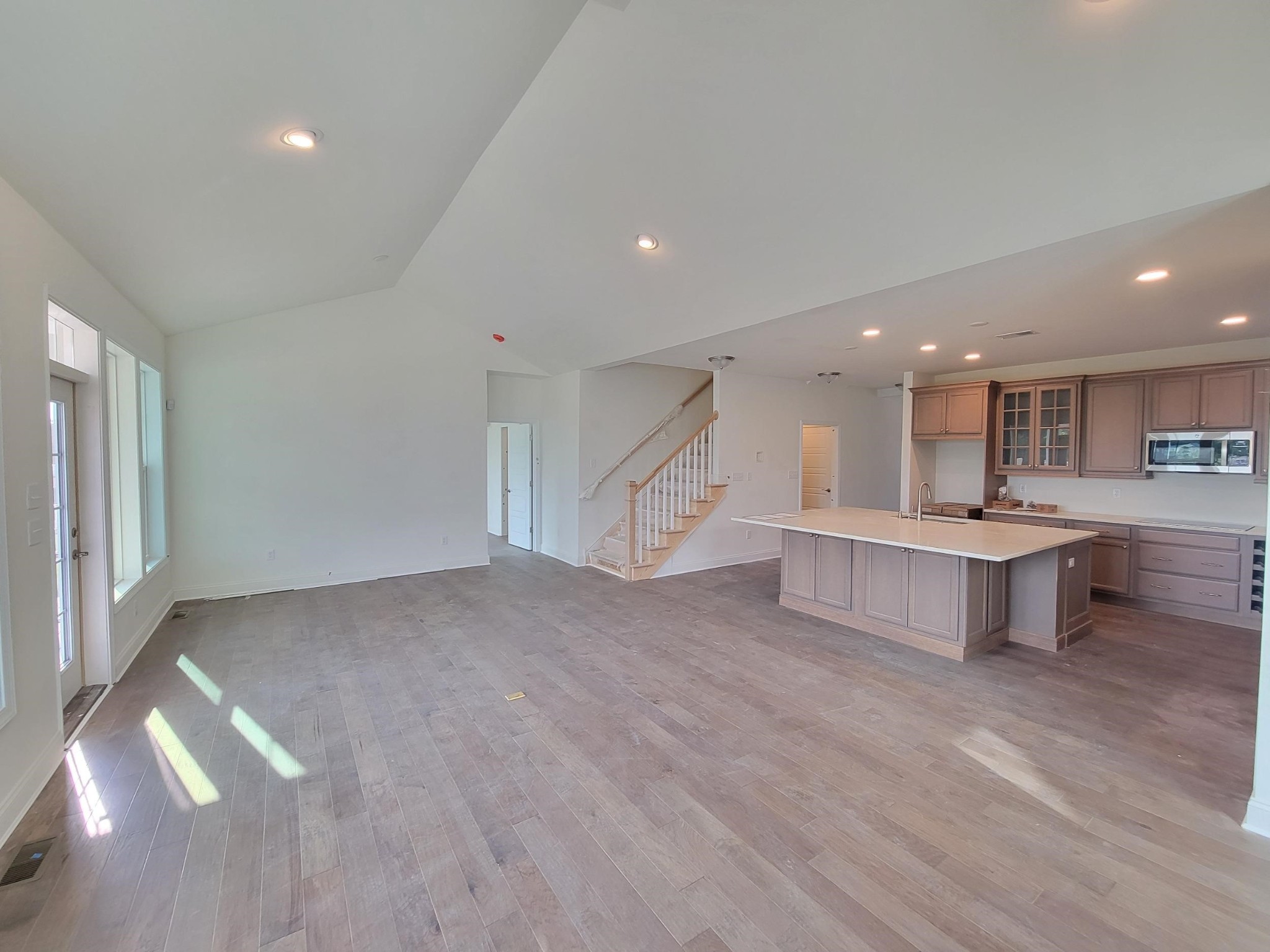 832 Westchester Cir