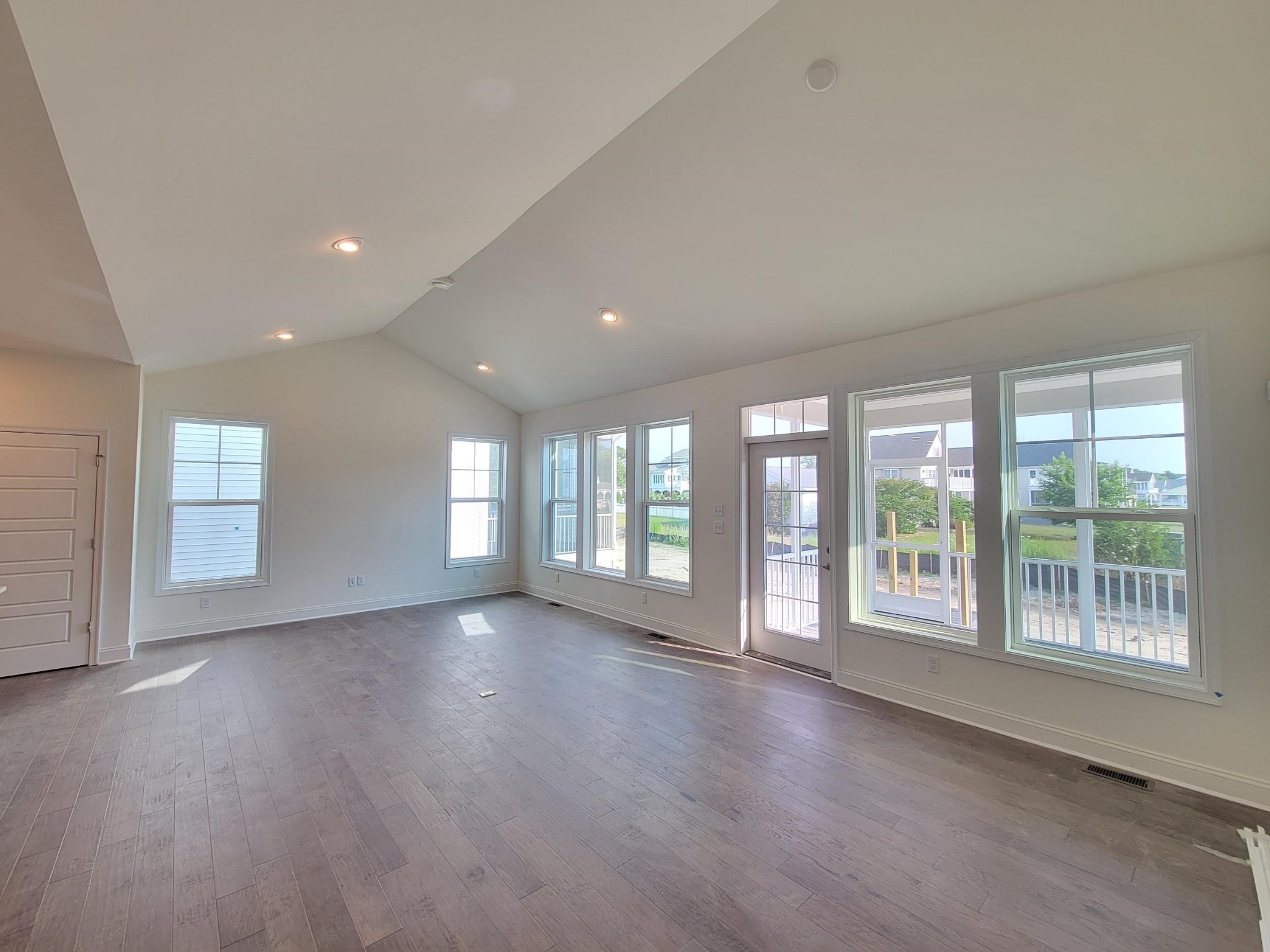 832 Westchester Cir