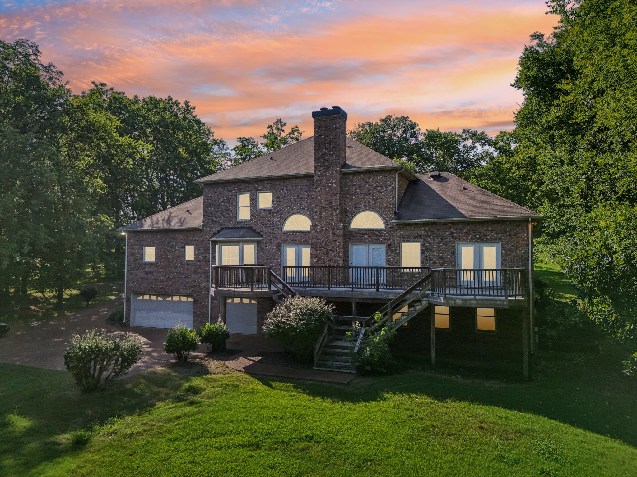 1417 Holly Hill Dr