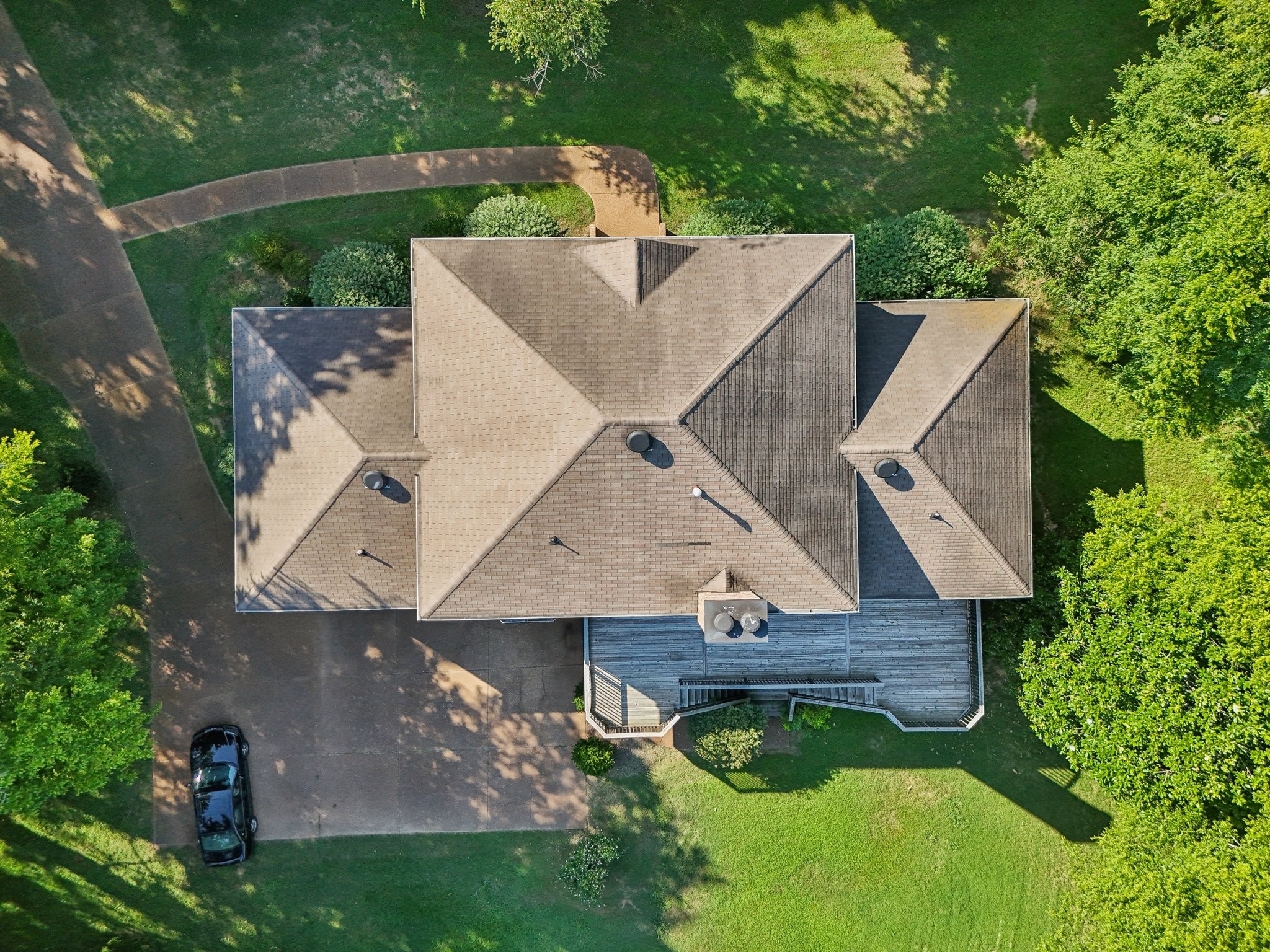 1417 Holly Hill Dr