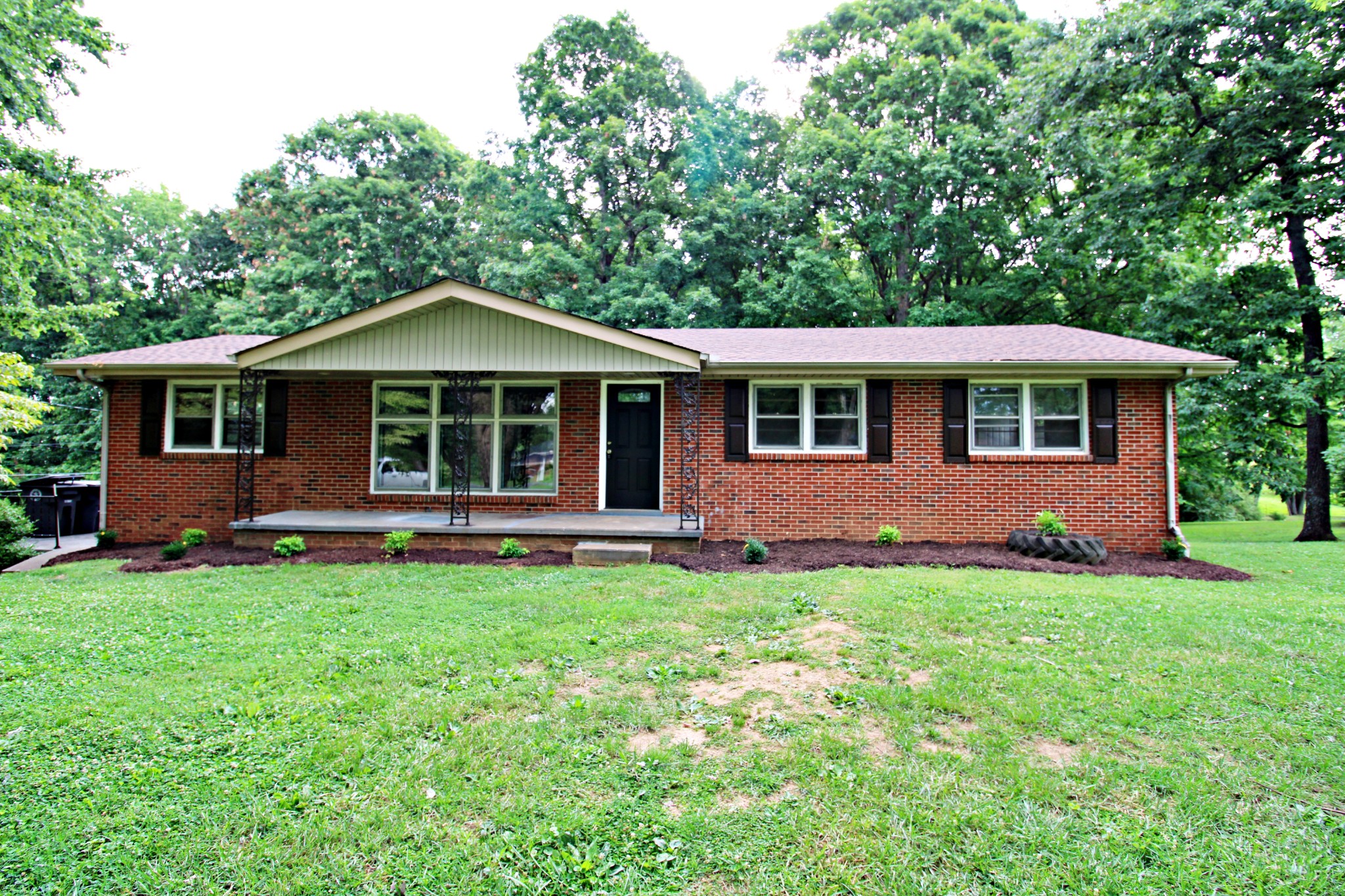 View Lafayette, TN 37083 house