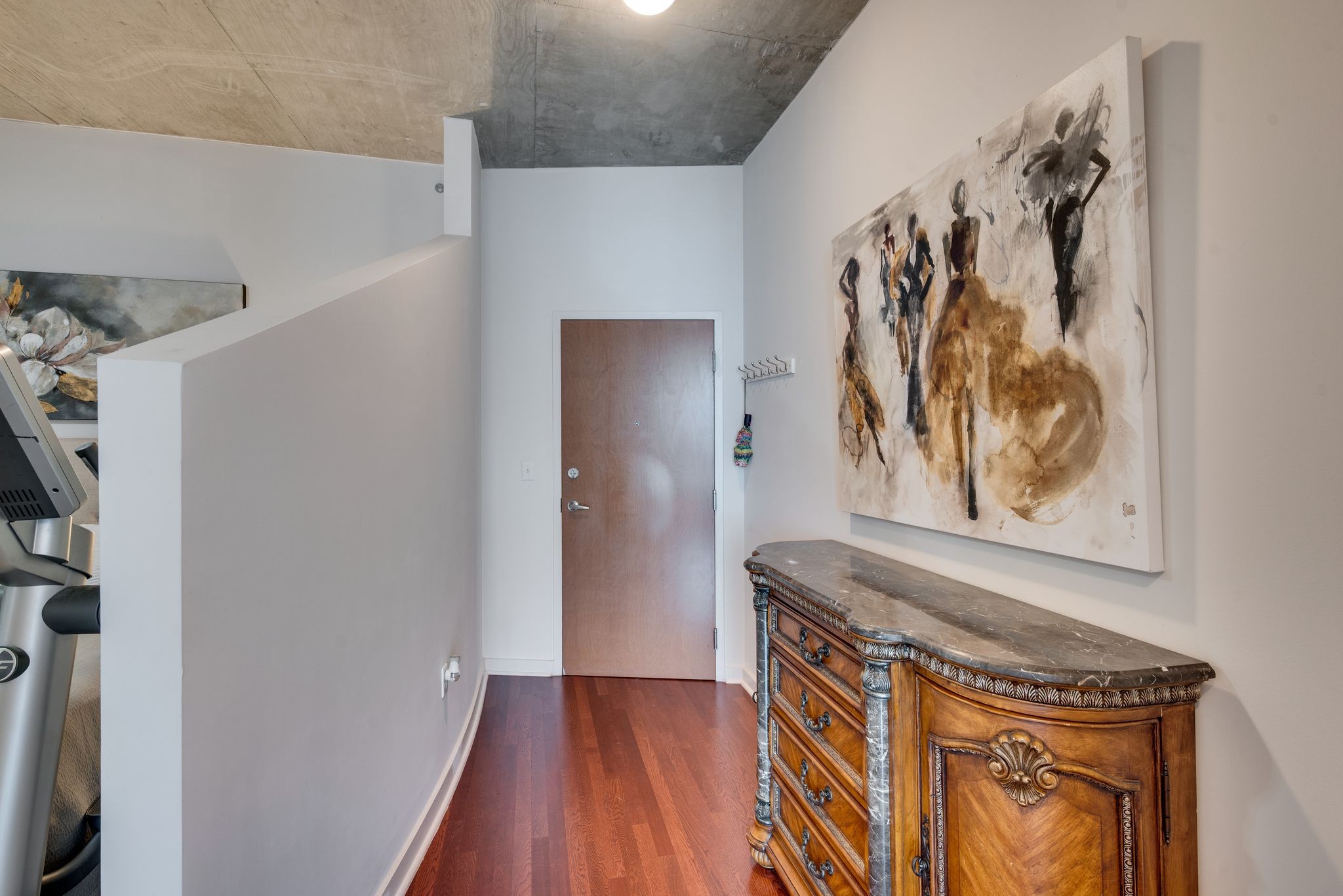 301 Demonbreun St 1812