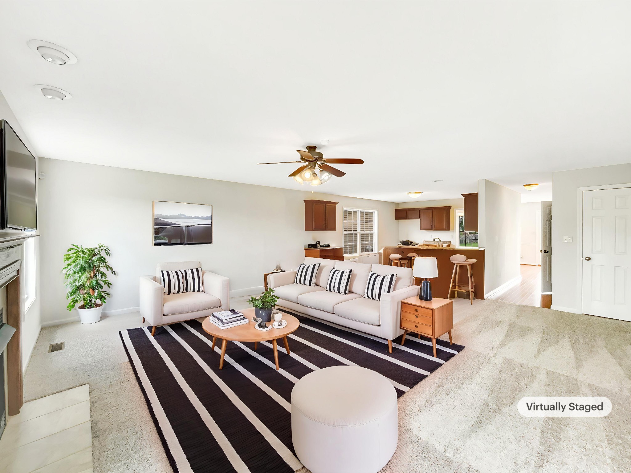 1596 Buchanon Dr