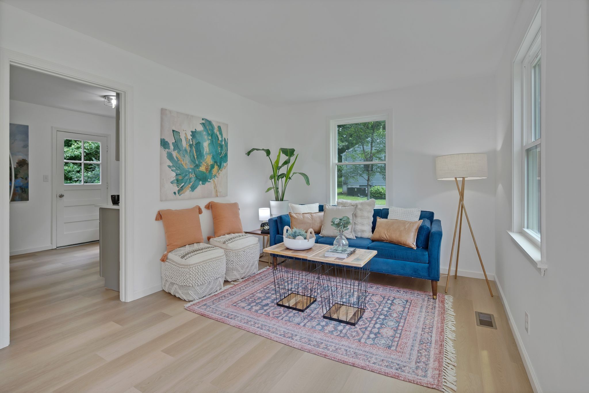 1910 Dahlia Dr