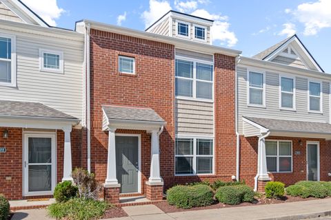 1020 Somerset Springs Dr Spring Hill TN 37174