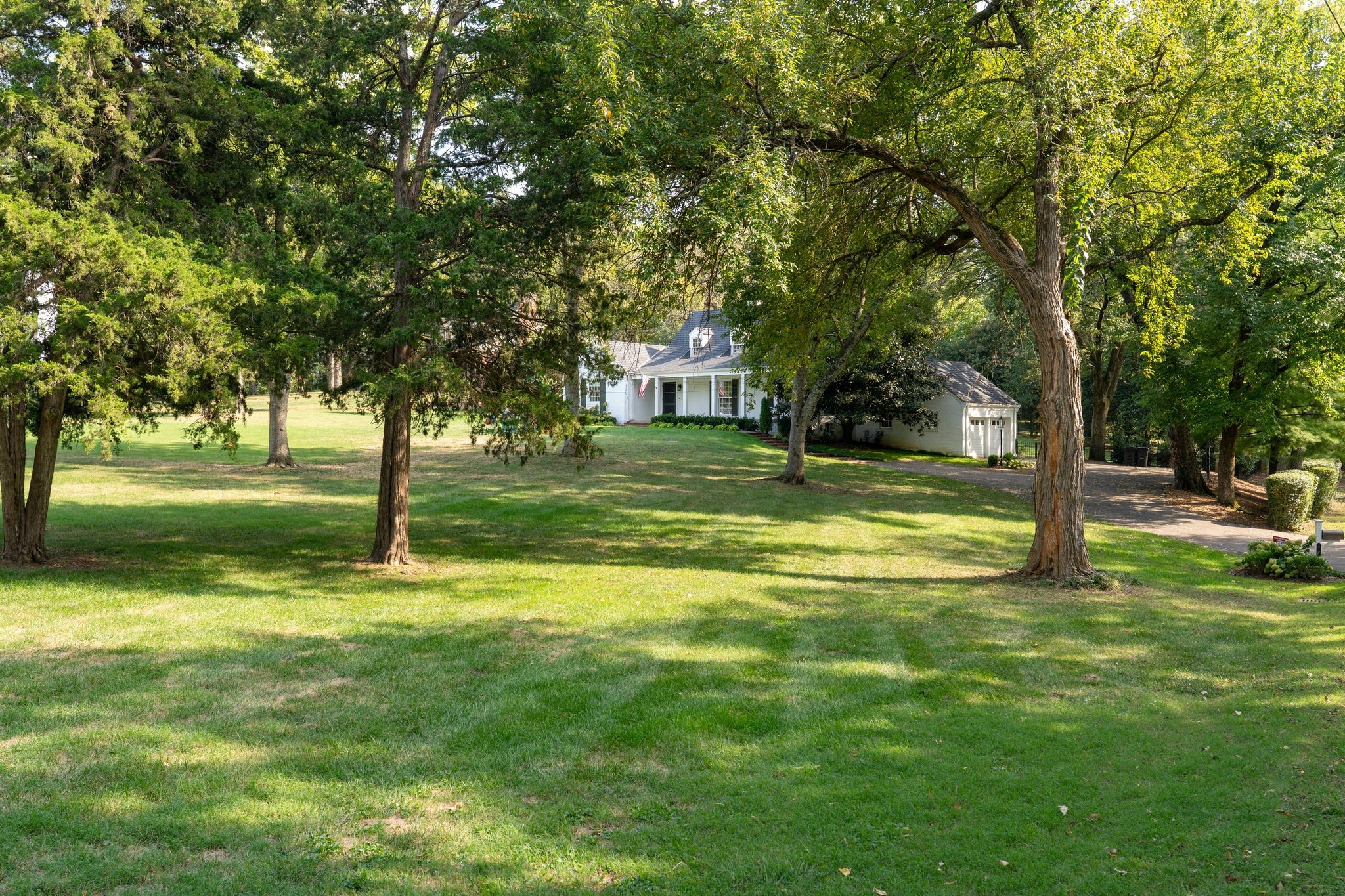 600 Westview Ave