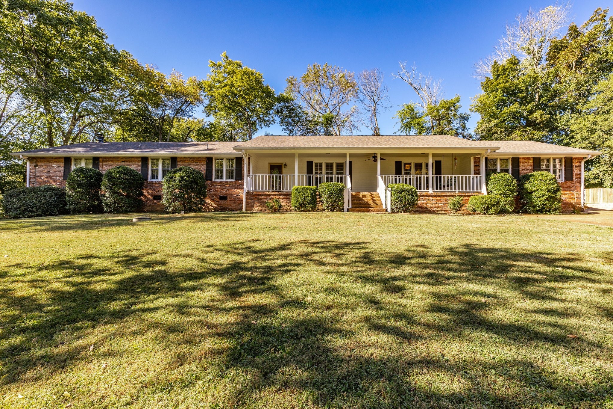 1940 Graceland Dr