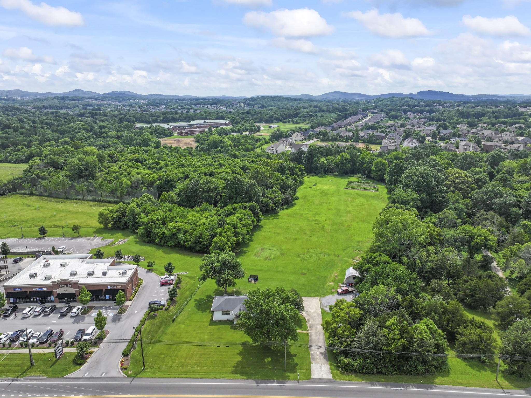 7163 Nolensville Rd