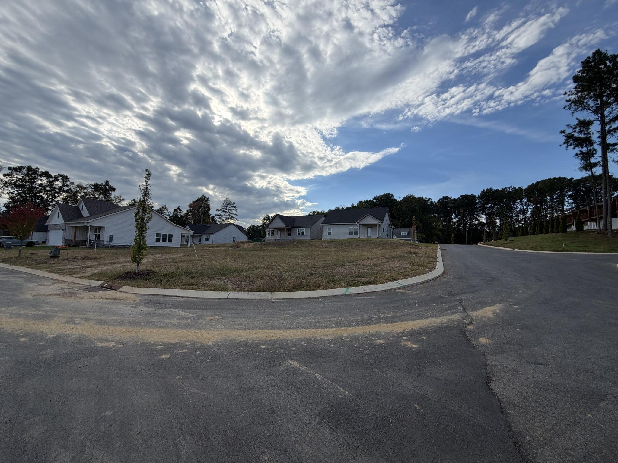 35 Norah Place NW