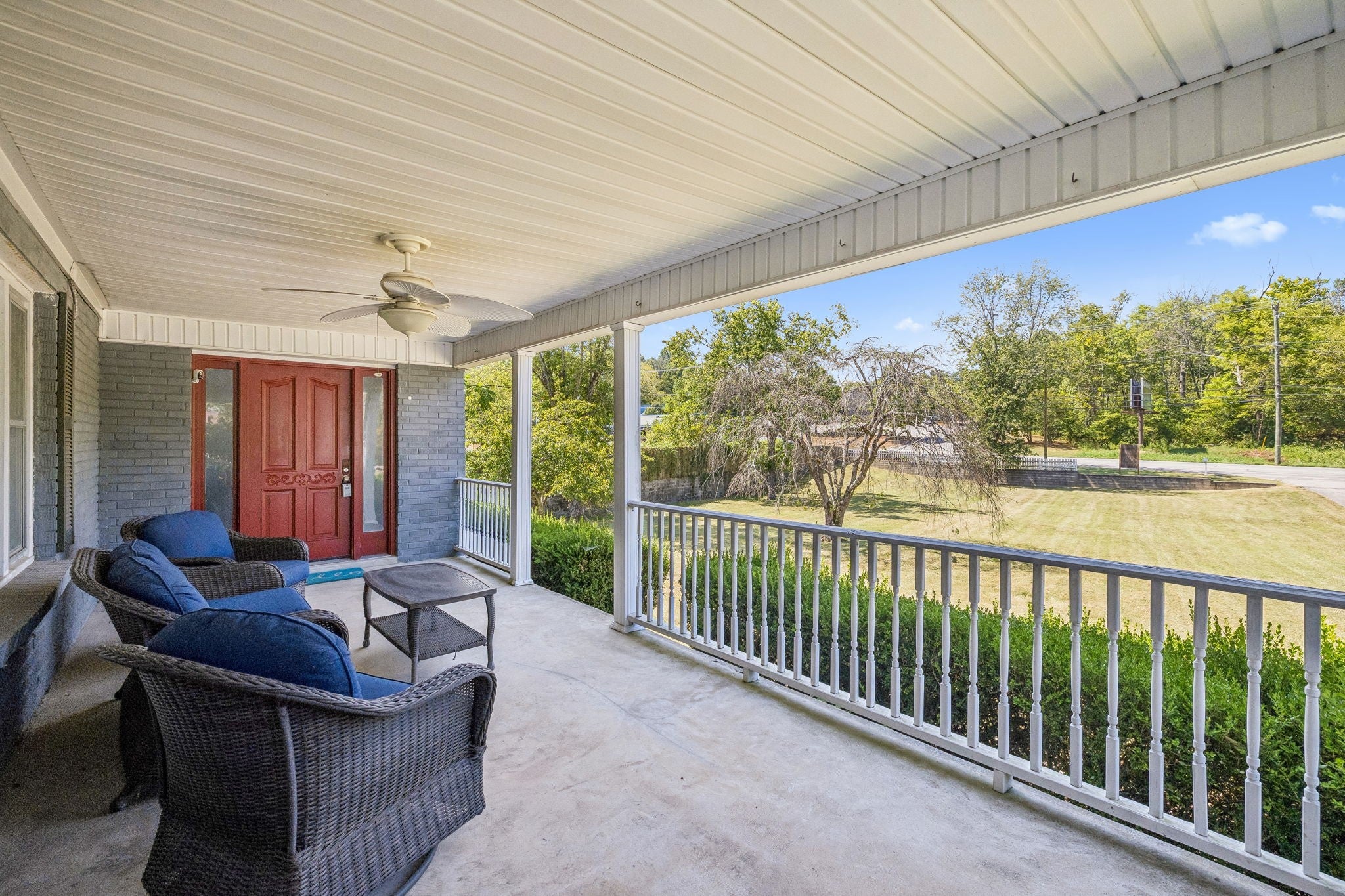 1332 S Dickerson Rd