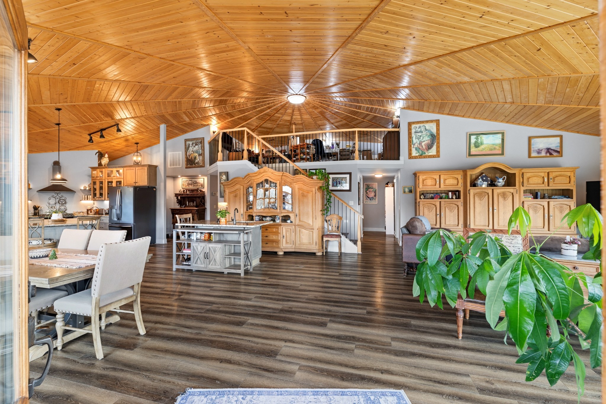 2031 Creecy Hollow Rd