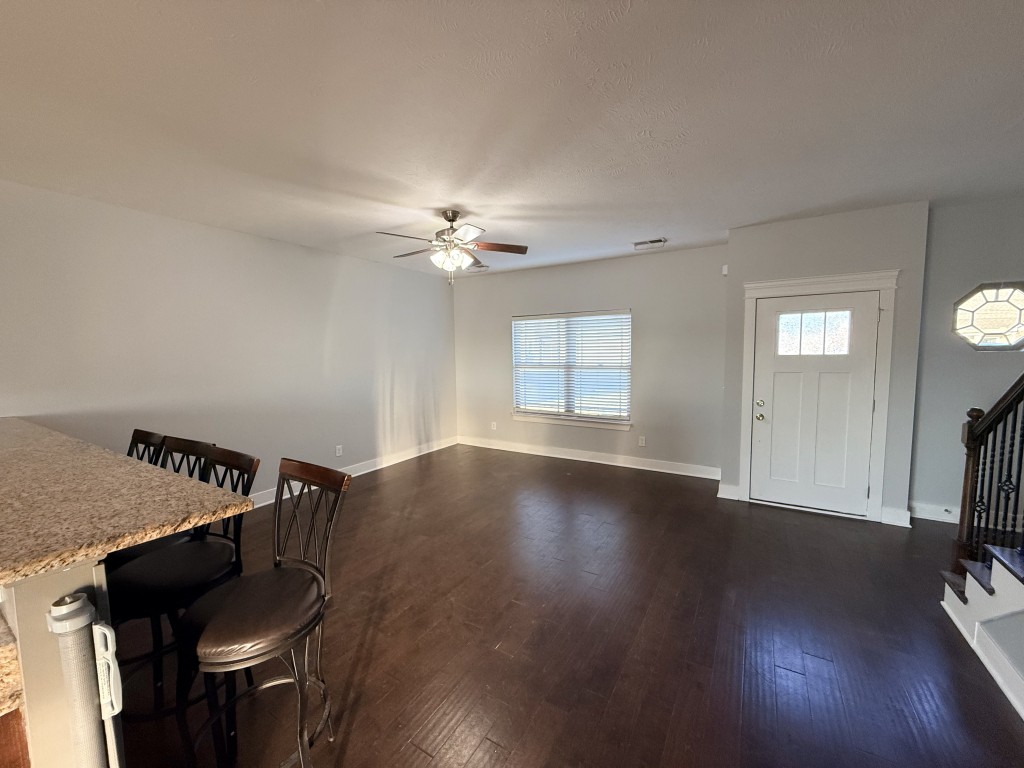 212 Ralen Ave