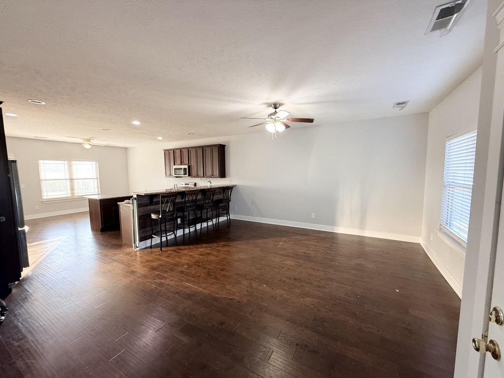 212 Ralen Ave