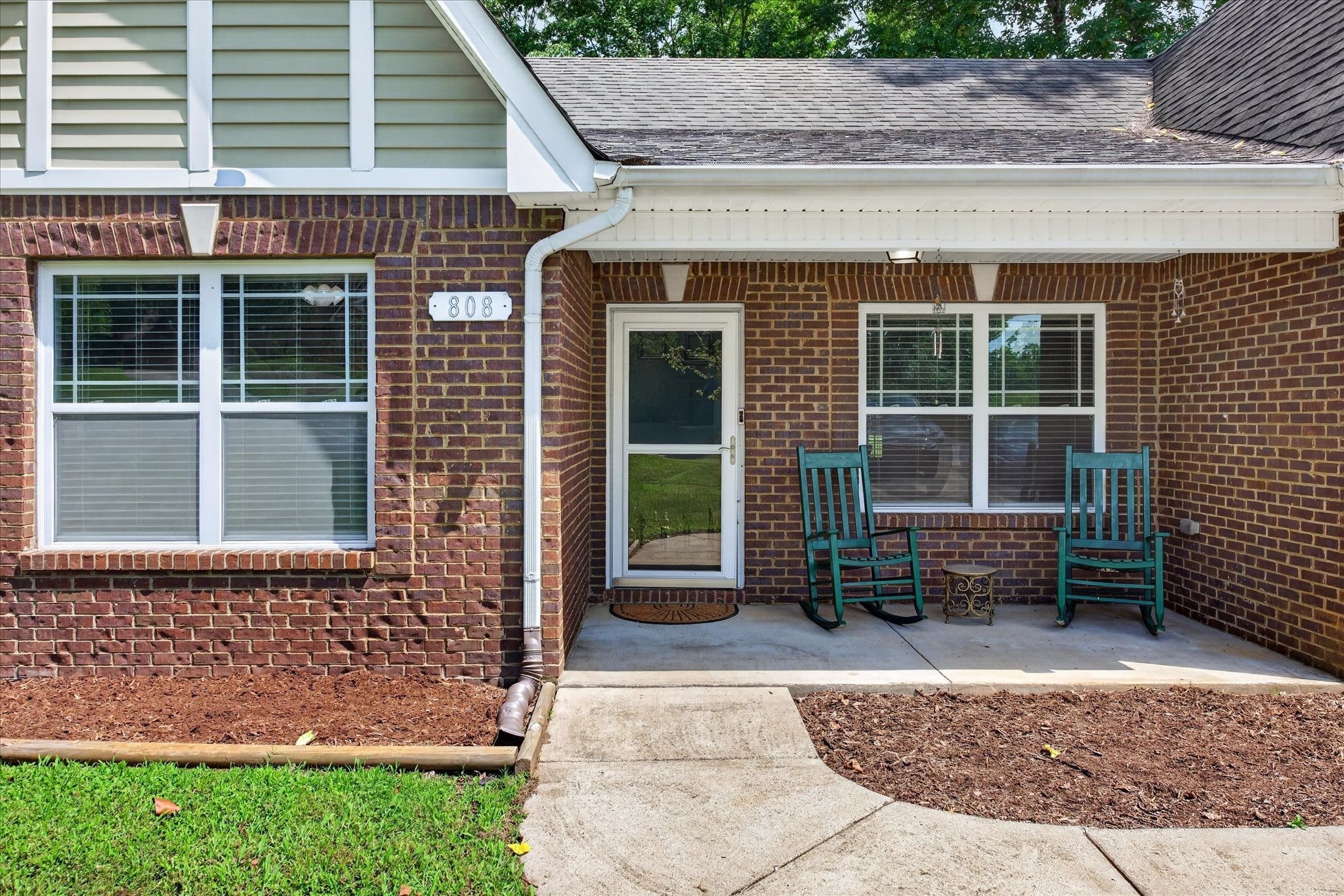 808 Dunbar Cave Rd