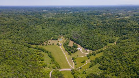 9701 Fox Hollow Rd Christiana TN 37037