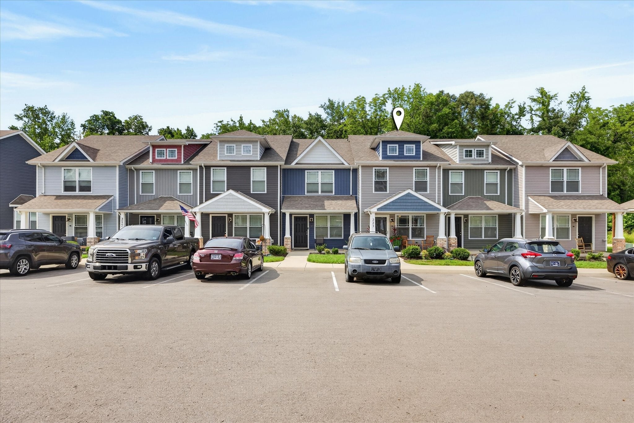 223 Woodland Valley Ln