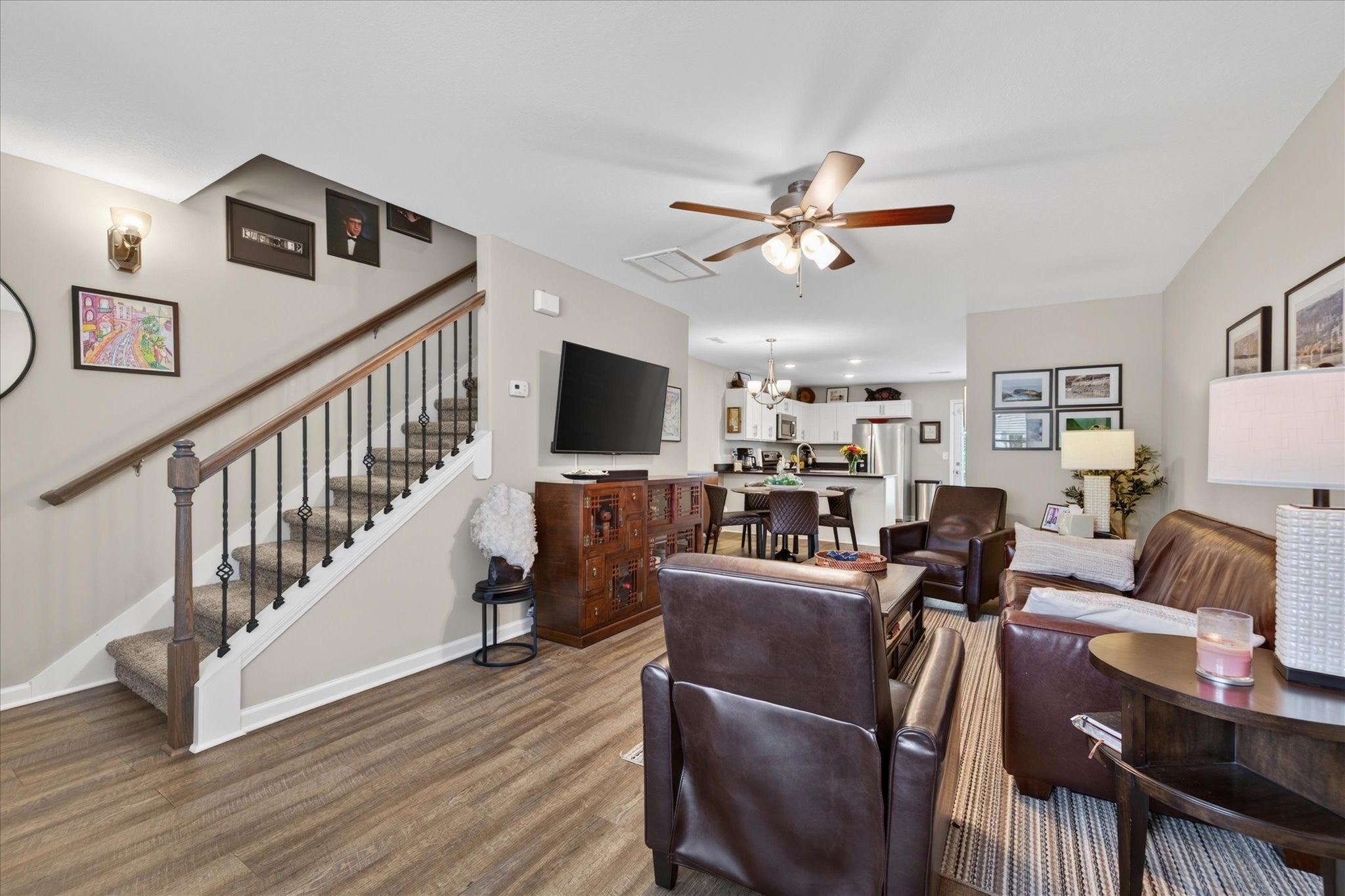 223 Woodland Valley Ln