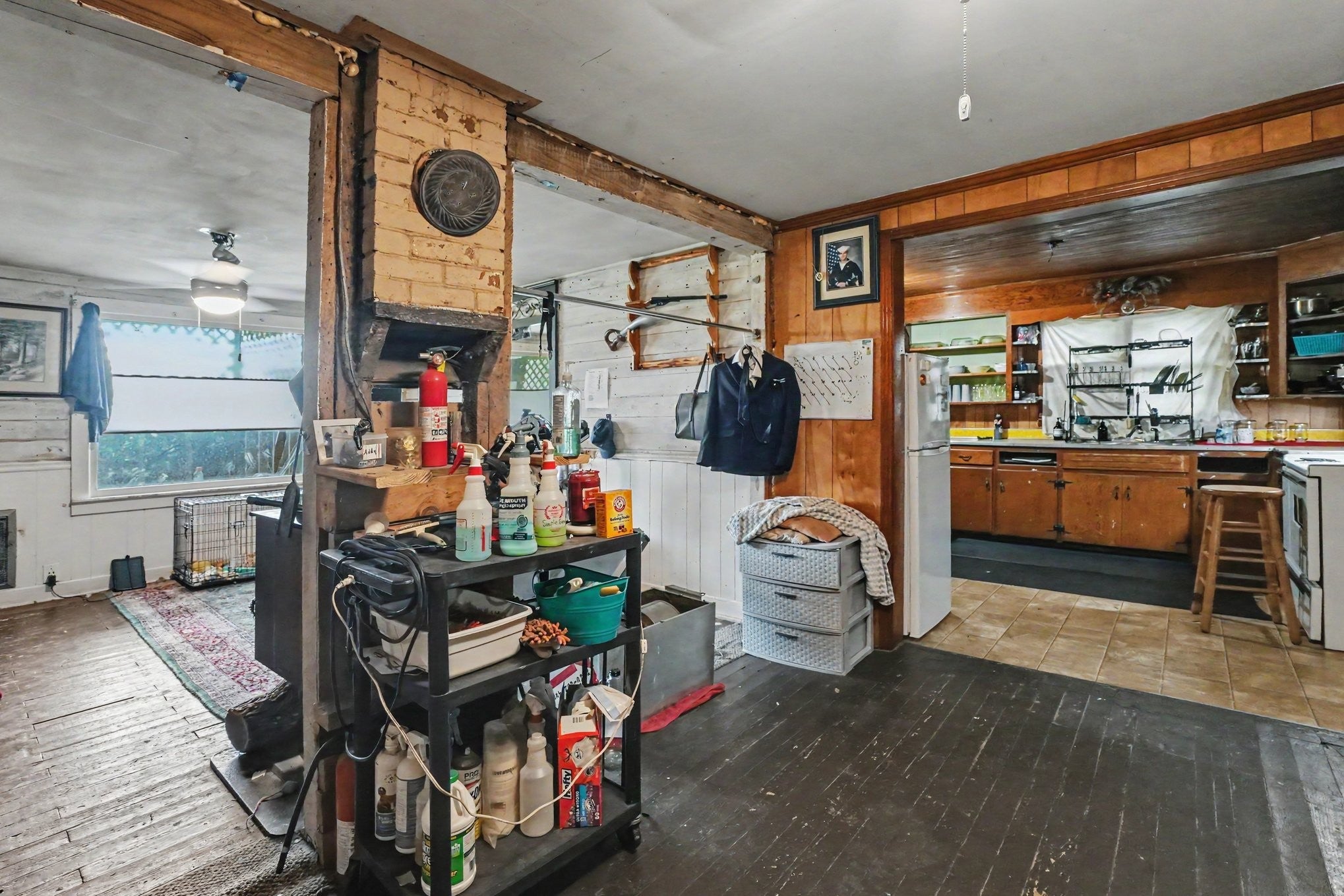 9105 Old Highway 52