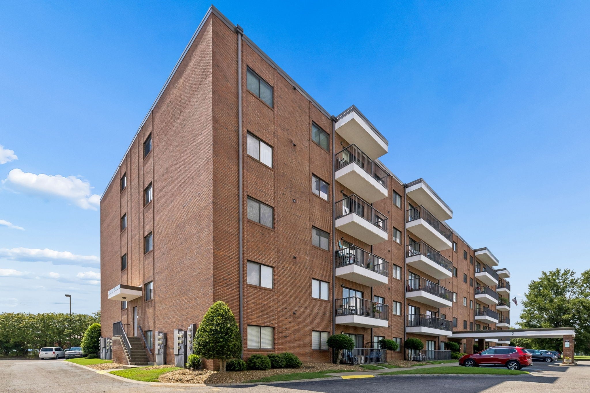 200 Sanders Ferry Rd 2205