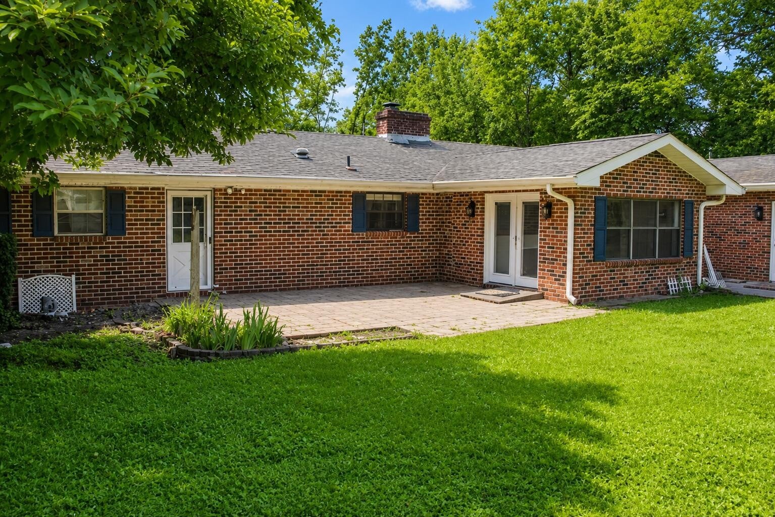 814 Cedar Springs Road