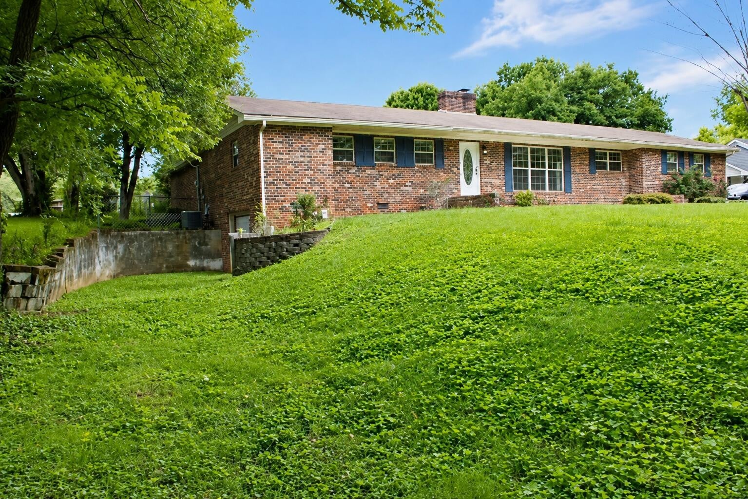814 Cedar Springs Road