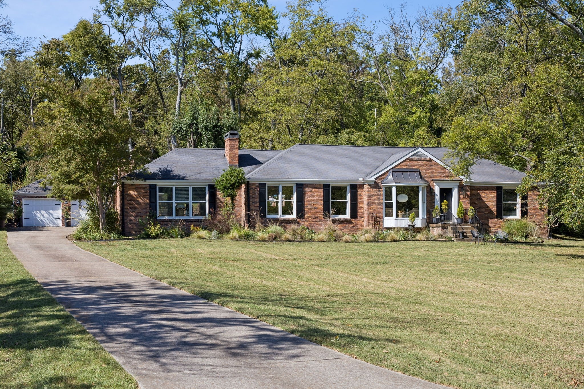 313 Jocelyn Hollow Cir