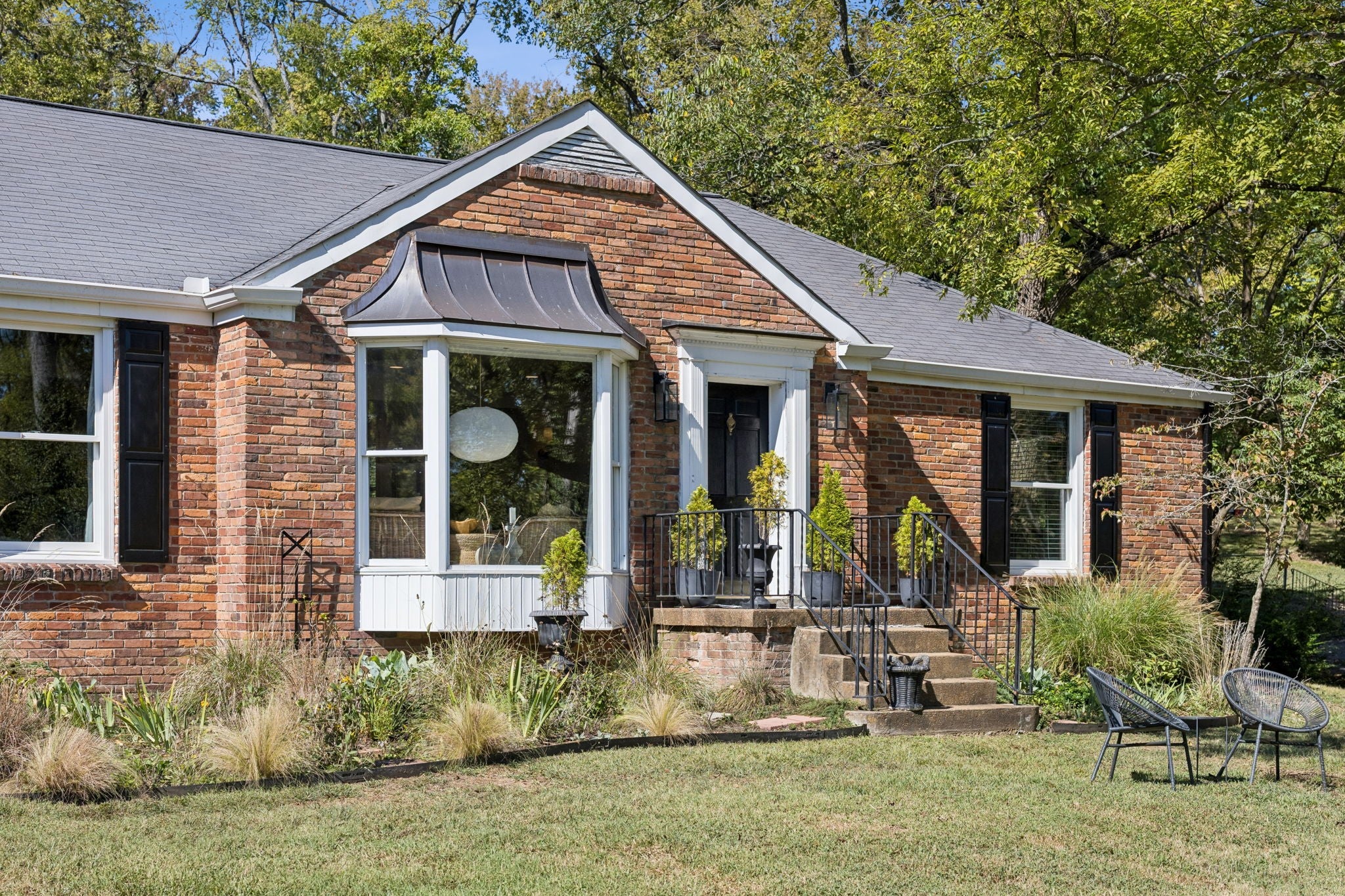 313 Jocelyn Hollow Cir